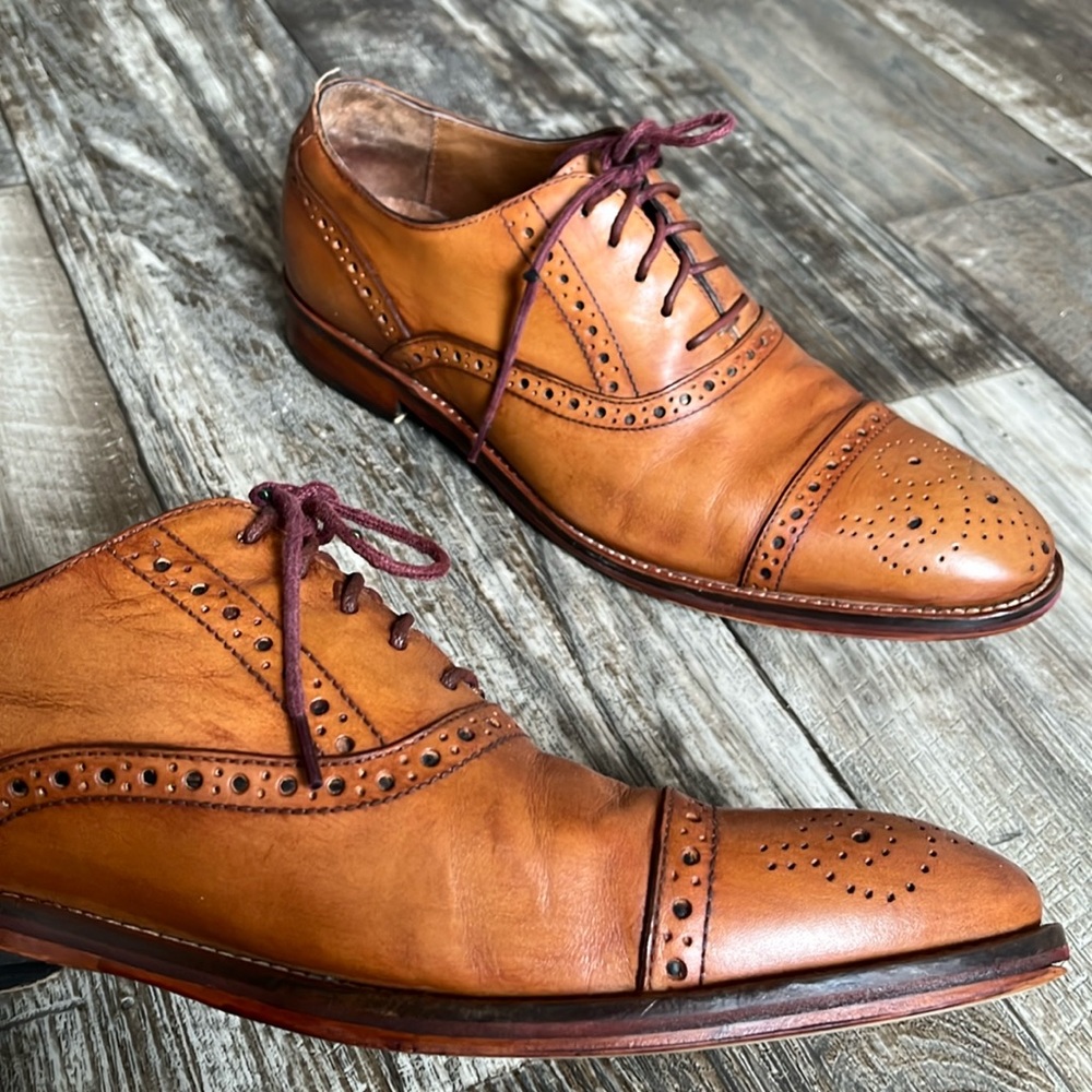 Mens Johnston & Murphy cap toe shoes